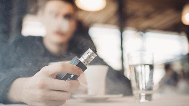 How đá gà trực tiếp thomo c1 c2 c3 streams work and why e cigarettes legal in canada matters to fans