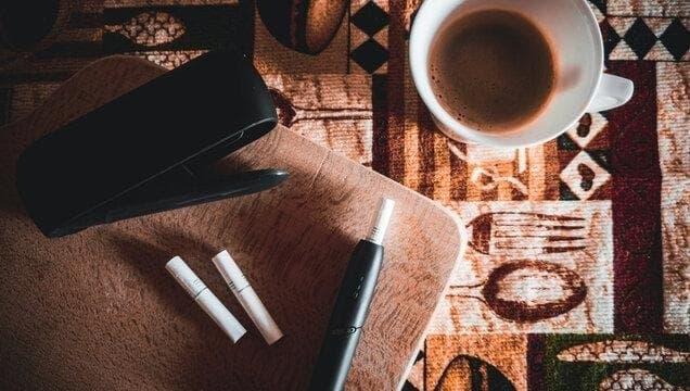 How casino trực tuyến uy tín and e cigarette wholesale supplies Shape Trust and Supply Chain Strategies in Emerging Markets