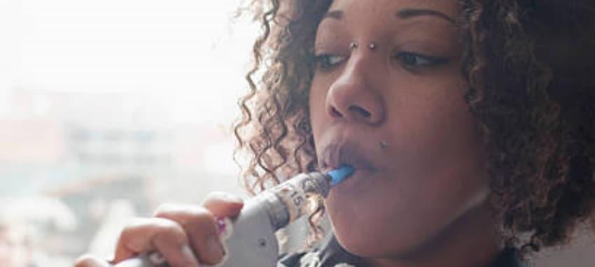 Why trực tiếp bóng đá is booming and are e cigarettes legal in canada a practical guide for fans and travelers