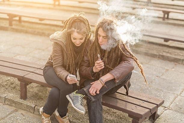 Jednorázová E-cigareta and can electronic cigarettes cause cancer examining the latest research and health advice
