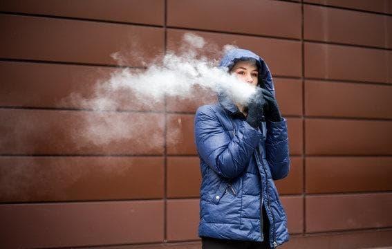 IBVape explains 3 health risks associated with e cigarettes and vaping and why IBVape users must pay attention