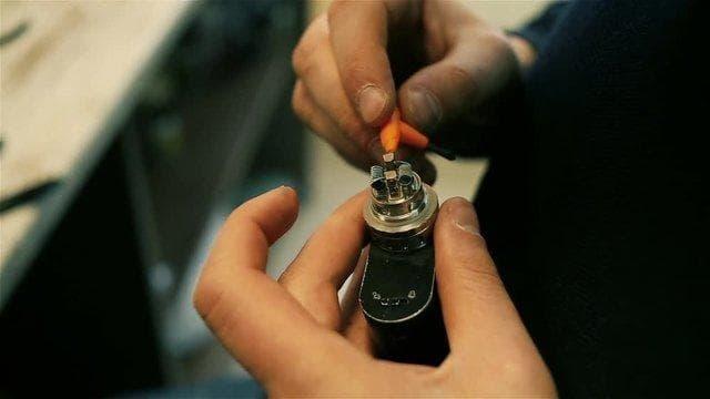 How casino trực tuyến uy tín and e cigarette wholesale supplies Shape Trust and Supply Chain Strategies in Emerging Markets
